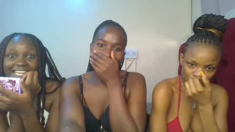 Snapshot of hot_petite12 chatting on July 11, 2026, 5:26 pm Petite online show from July 11, 2026, 5:26 pm