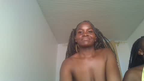 Snapshot of hot_petite12 chatting on July 29, 2026, 3:10 pm Petite online show from July 29, 2026, 3:10 pm