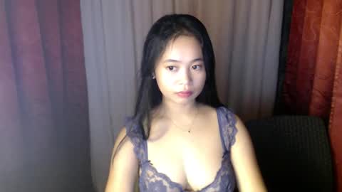 hot_pinayyy online show from December 3, 2025, 8:23 am
