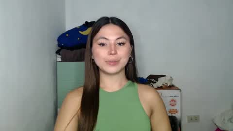 Snapshot of hot_precious_nikki chatting on April 25, 2026, 4:04 pm Nikki online show from April 25, 2026, 4:04 pm