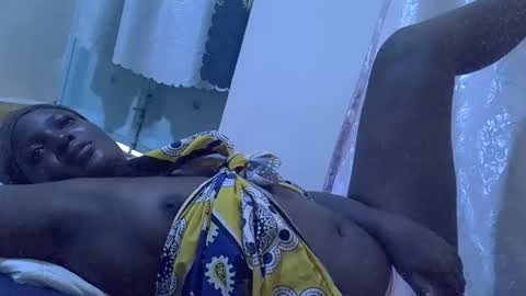 RAYLAH online show from April 20, 2026, 9:12 am