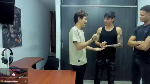 Snapshot of hot_sexmature chatting on January 18, 2026, 11:14 am Vanesa Oliver and Andrew online show from January 18, 2026, 11:14 am