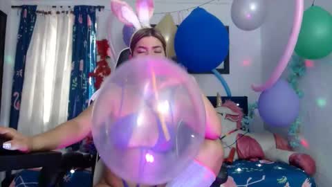 hot sexy bunny online show from January 22, 2025, 6:31 pm