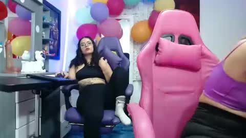 hot sexy bunny online show from September 27, 2025, 1:49 pm