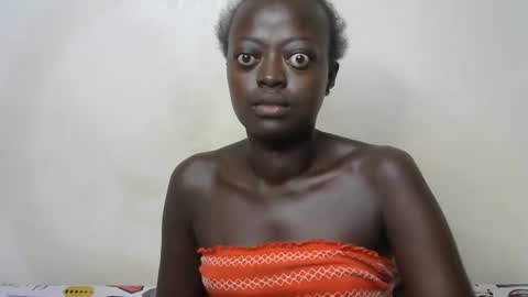 hot_tashaa online show from April 19, 2026, 7:38 pm