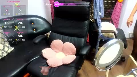 Lisa online show from September 15, 2025, 5:29 am