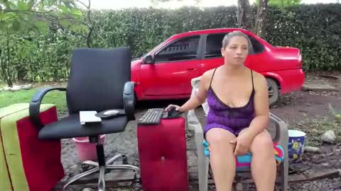 hotandfierylatinos online show from April 20, 2026, 11:13 am