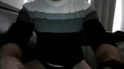 hotandhard123321 online show from April 17, 2026, 12:52 pm