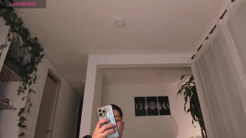 Andrew xdres08 online show from November 9, 2025, 12:09 am