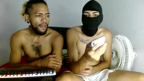 Snapshot of hotbody22_ chatting on May 3, 2026, 9:10 pm hotbody22_ online show from May 3, 2026, 9:10 pm