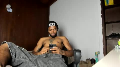 Snapshot of hotbody22_ chatting on June 30, 2026, 6:31 pm hotbody22_ online show from June 30, 2026, 6:31 pm