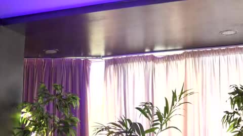 Anais online show from September 18, 2025, 6:15 am