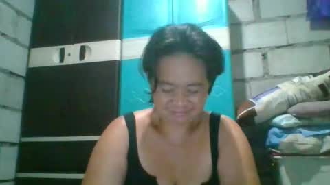 hotchicks4uxx online show from January 17, 2026, 1:38 pm