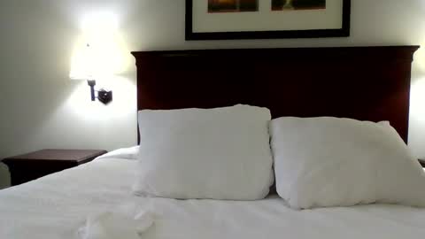 hotdadforyou online show from April 6, 2026, 9:27 pm