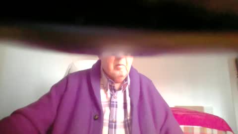 hotejok online show from March 3, 2025, 3:31 pm