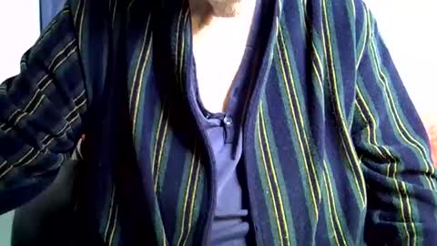 hotejok online show from November 3, 2025, 9:54 am