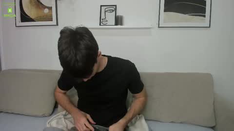 QUENTIN online show from October 28, 2025, 6:50 am