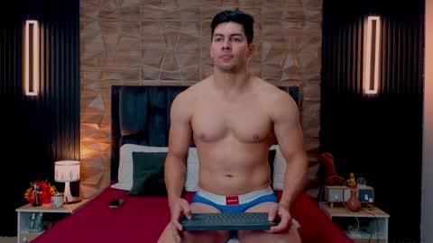 felipe  marcello online show from September 25, 2025, 2:32 pm