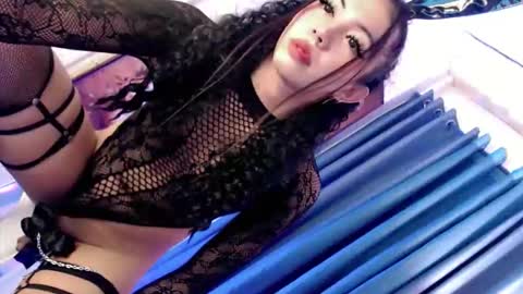 hotfucking_queen1111 online show from November 4, 2025, 9:52 am