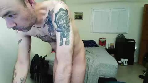 hotgabe69 online show from April 6, 2026, 6:14 am