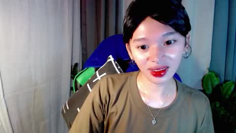 hotgirlronaxx online show from December 18, 2025, 8:42 am