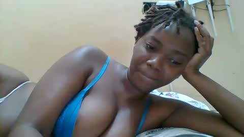 Queen online show from March 7, 2026, 5:21 pm