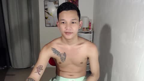 hotguy0503 online show from October 19, 2025, 11:33 am