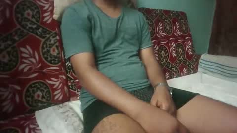 hotguyy001 online show from February 16, 2026, 9:05 am