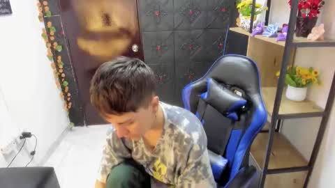 hannah online show from April 17, 2026, 2:47 am