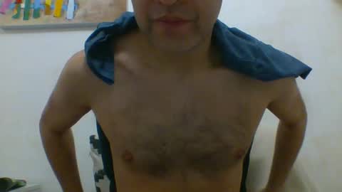 Snapshot of hotitan chatting on October 25, 2025, 12:23 pm hottitan twitter Marianoshcam online show from October 25, 2025, 12:23 pm