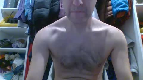 Snapshot of hotitan chatting on October 26, 2025, 6:47 pm hottitan twitter Marianoshcam online show from October 26, 2025, 6:47 pm