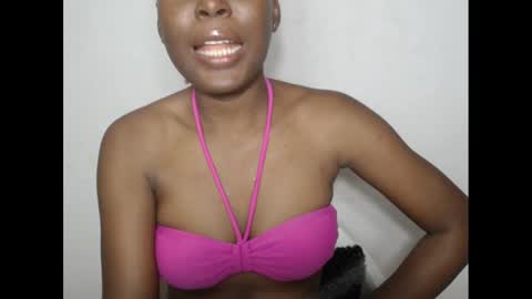 hotjessie0 online show from February 11, 2025, 4:33 am