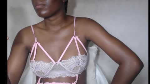 hotjessie0 online show from September 17, 2025, 4:25 am