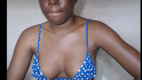 hotjessie0 online show from September 18, 2025, 4:36 am