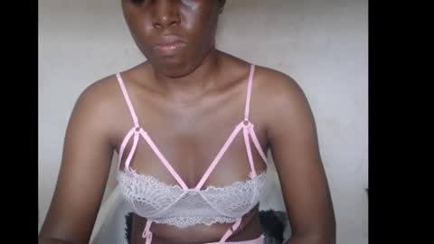 hotjessie0 online show from November 1, 2025, 5:20 am