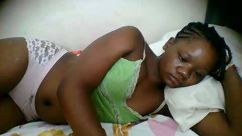 LOYCE online show from April 19, 2026, 3:33 pm