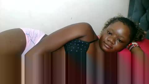LOYCE online show from June 5, 2026, 1:12 am