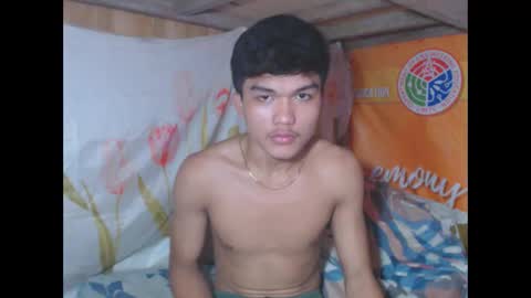 Snapshot of hotking_cummer chatting on October 27, 2025, 5:33 am hotking_cummer online show from October 27, 2025, 5:33 am