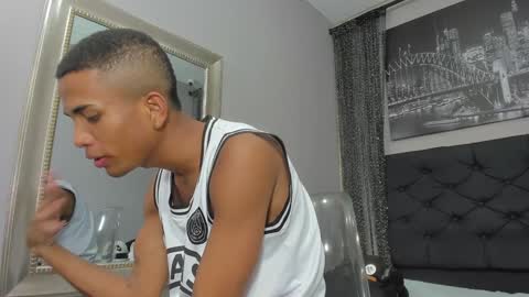 Hotkoljei online show from January 28, 2025, 2:32 am