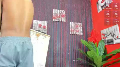 Hotkoljei online show from December 4, 2025, 4:00 am