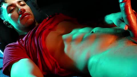 Hotlatinking online show from June 4, 2026, 9:26 am