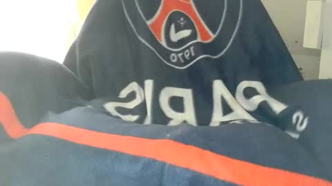 hotlatino20cm online show from April 3, 2026, 2:26 pm