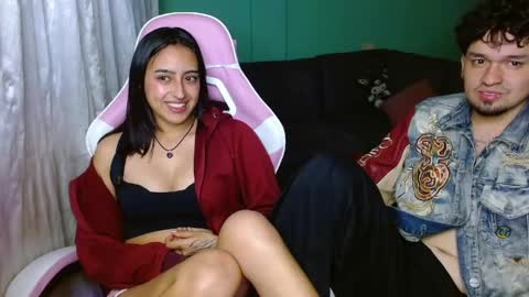 Eevee  Zoro online show from May 15, 2026, 11:23 pm