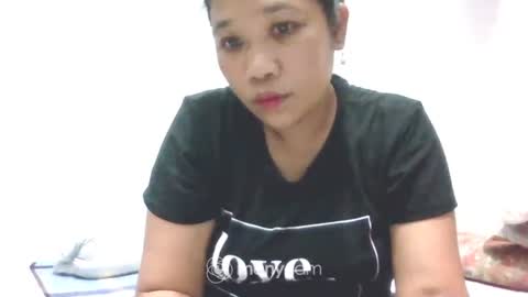 hotlavender online show from January 16, 2025, 6:03 am