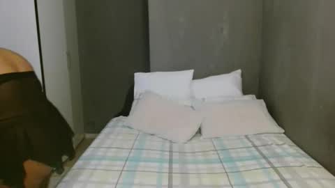hotlilya online show from June 7, 2026, 8:18 am