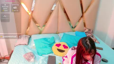 Snapshot of hotlittlechill chatting on October 13, 2025, 7:25 pm hotlittlechill online show from October 13, 2025, 7:25 pm