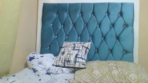 hotlove255 online show from October 13, 2025, 6:46 am