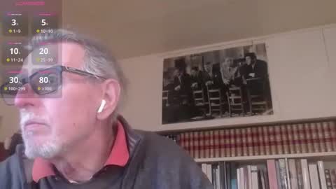 Snapshot of hotlux_54 chatting on March 15, 2026, 4:02 pm hotlux_54 online show from March 15, 2026, 4:02 pm