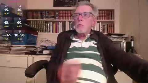Snapshot of hotlux_54 chatting on May 8, 2026, 10:59 pm hotlux_54 online show from May 8, 2026, 10:59 pm