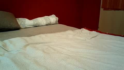 Makenzie online show from March 11, 2025, 6:32 am